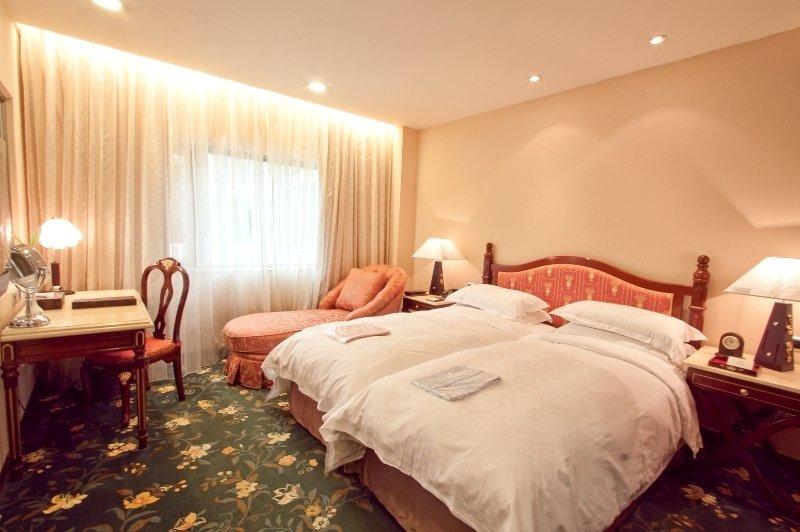 Royal Seasons Hotel Beitou Taipeh Exterior foto