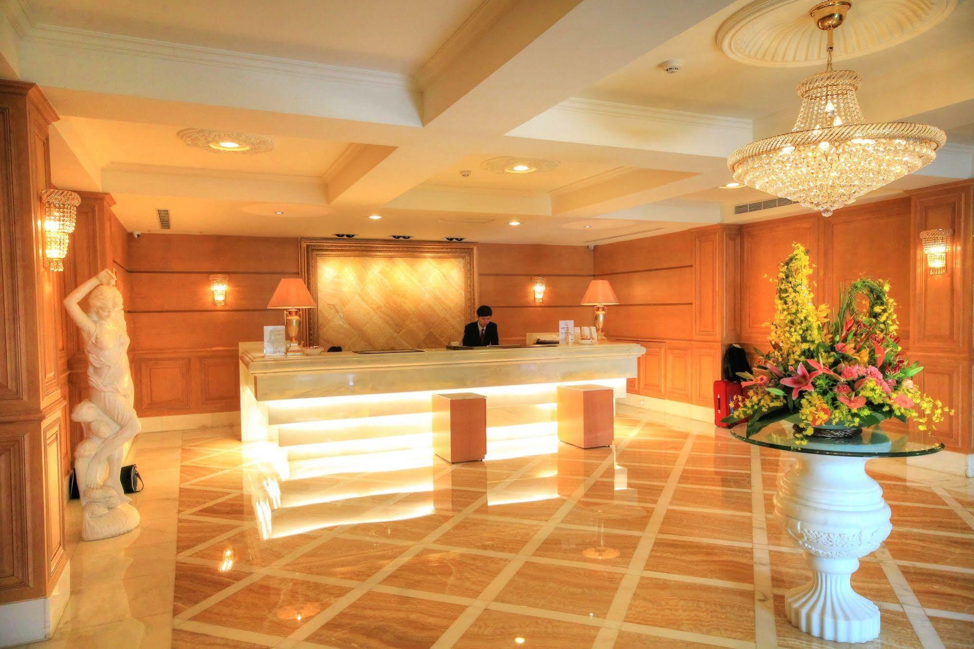 Royal Seasons Hotel Beitou Taipeh Exterior foto