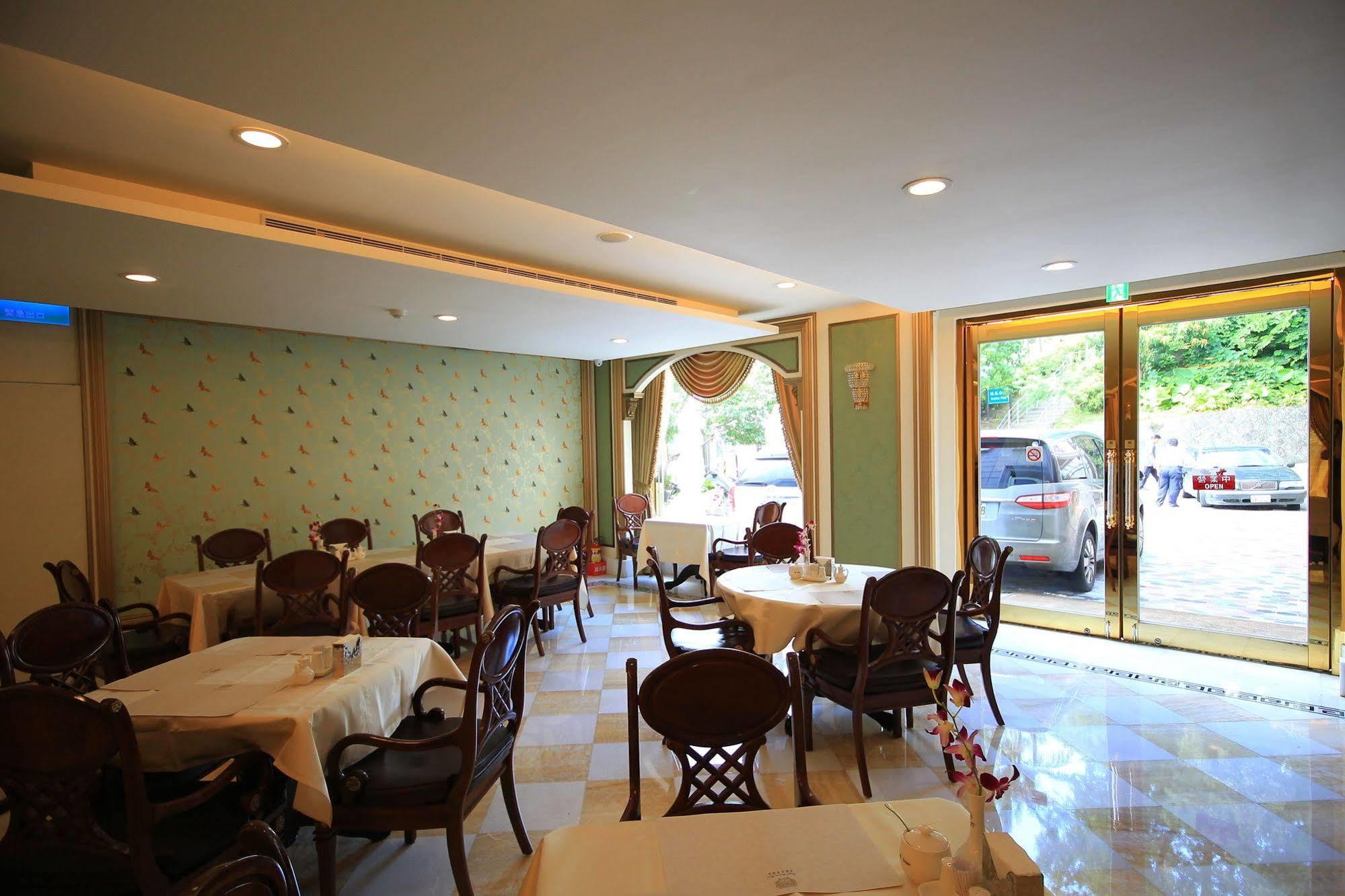 Royal Seasons Hotel Beitou Taipeh Exterior foto